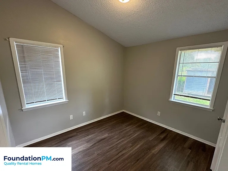 2252 Cassie Ave — Photo 9