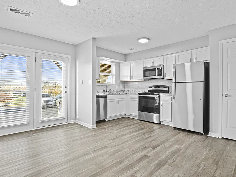 Mt. Tabor Apartments — Photo 29