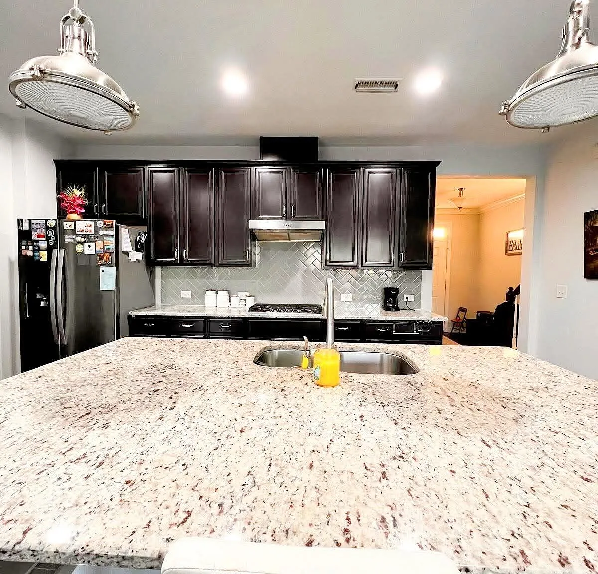 3 bed, 2.5 bath, $2,550 — Photo 4