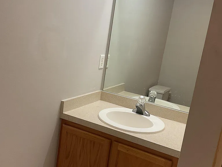 123 Westchester Cir — Photo 26