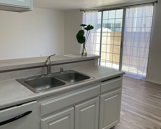 3rd image of 18640 Collins St APT 107