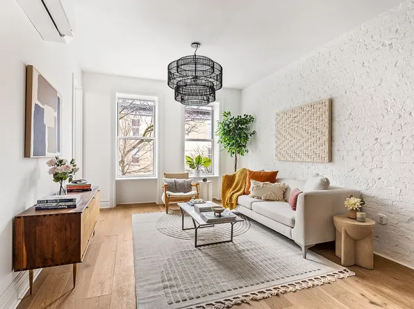 744 Park Pl #1B, Brooklyn, NY 11216