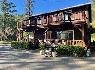 800 Mountain View Dr, Lewiston, CA 96052