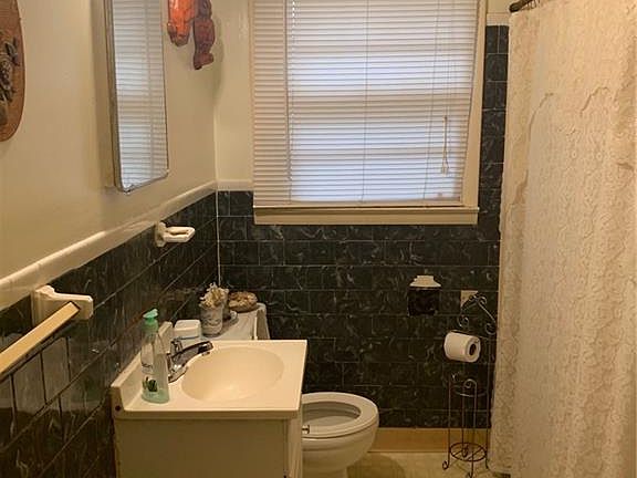 5th image of 263 Dink Ln SE