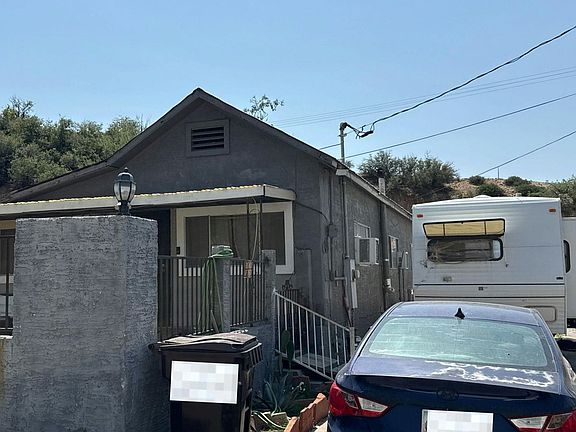 2nd image of 5910 S Morrow Ave