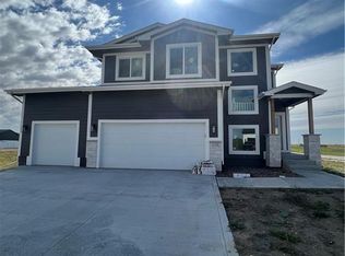 551 Walnut Dr, Huxley, IA 50124