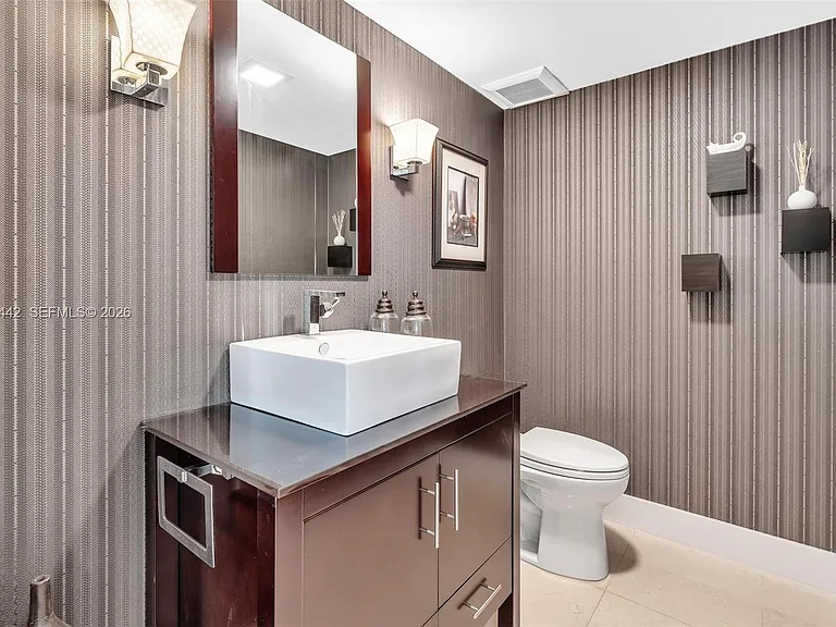 19355 Turnberry Way #3J — Photo 10