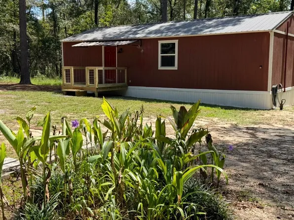 260 A J Bond Rd, Columbia, MS 39429