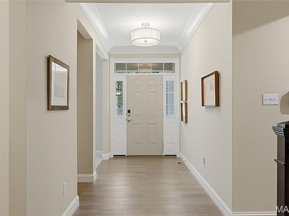 5th image of 1215 Silver Fern Dr