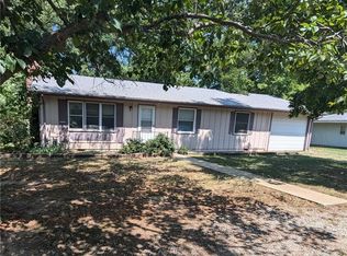 13611 E Neosho Rd, Nevada, MO 64772