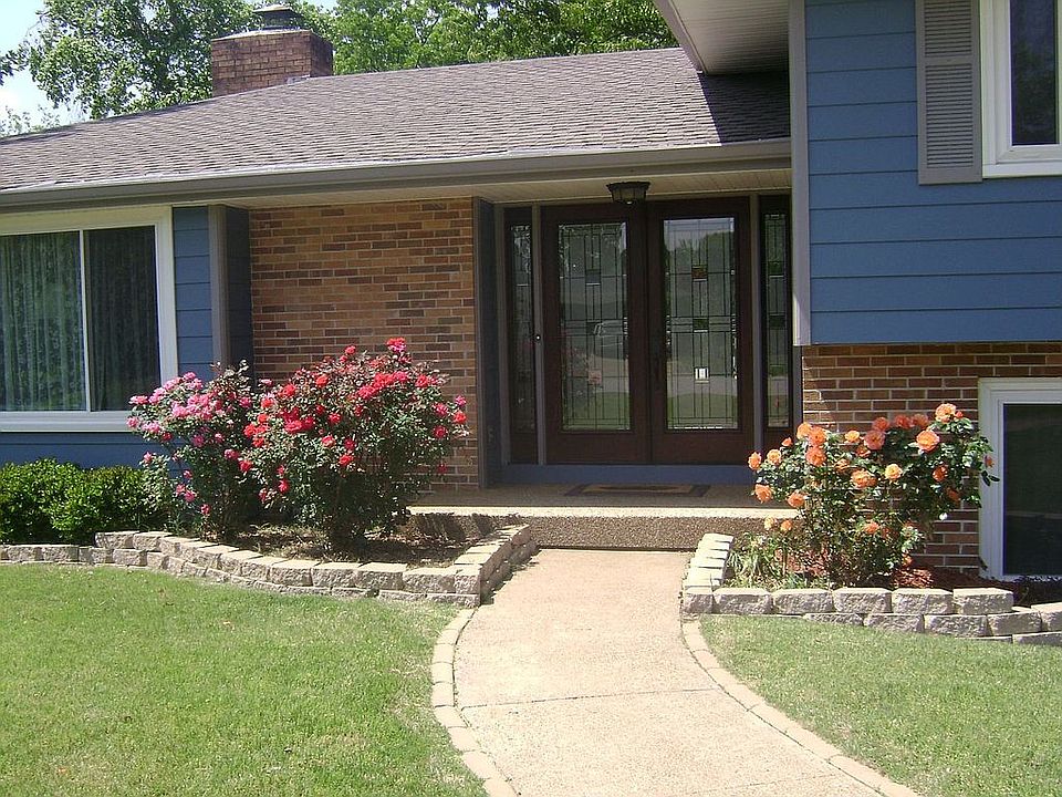 2nd image of 4300 Highwood Dr