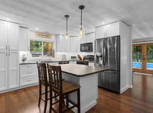 5 Samuel Rd, Chelmsford, MA 01824