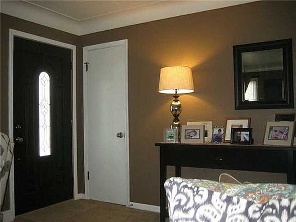 2nd image of 102 Birch Dr