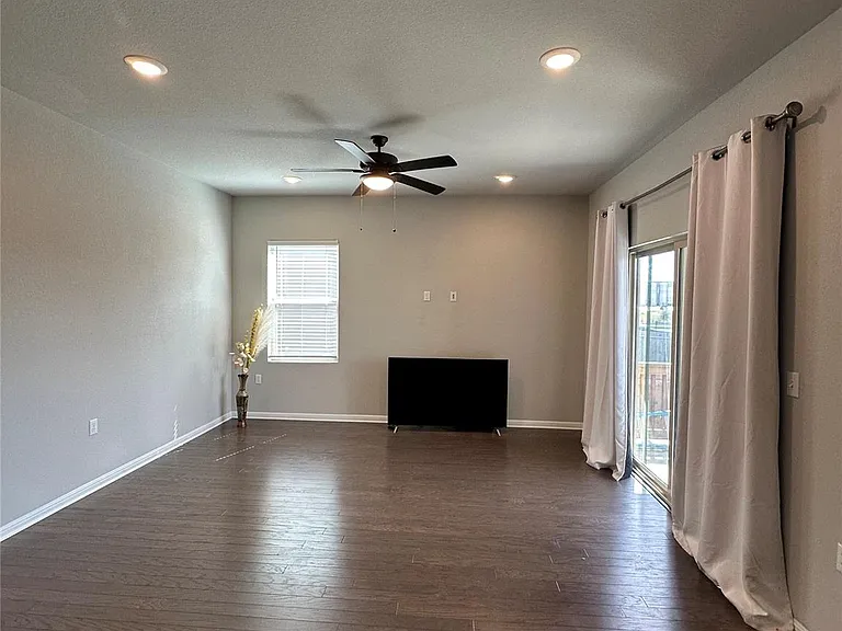 13000 Titanium St — Photo 5