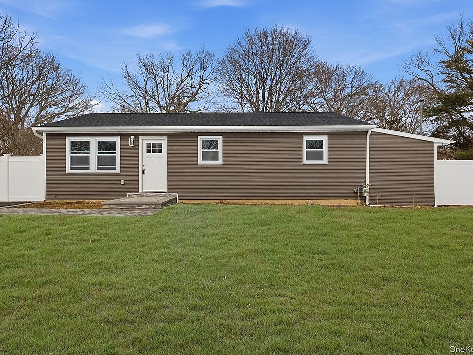 1st image of 39 E Oakdale Street