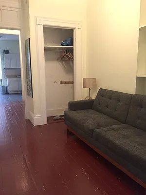 Rented by Capri Jet Realty Corp | media 32