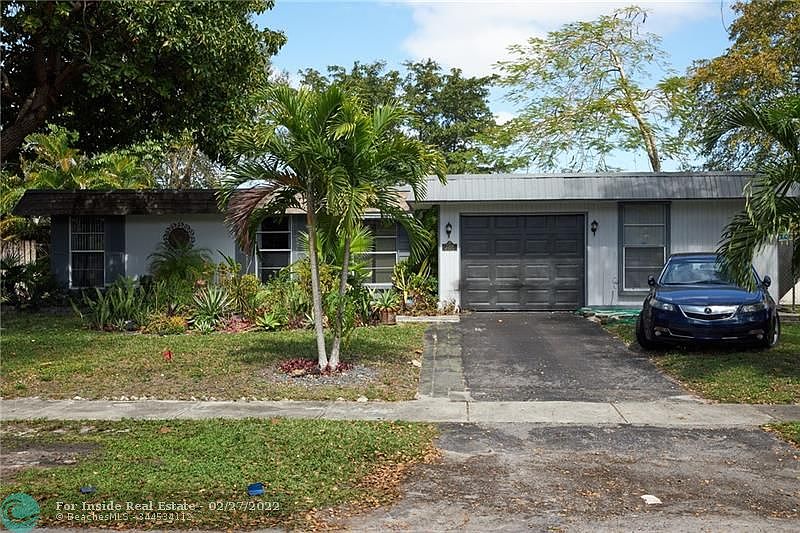 1st image of 7309 NW 49th Dr