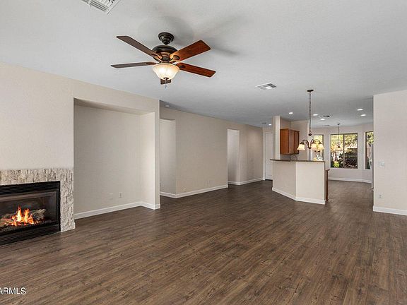 3rd image of 3757 E Oxford Ln