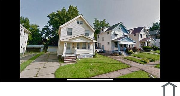 1st image of 10301 Dickens Ave