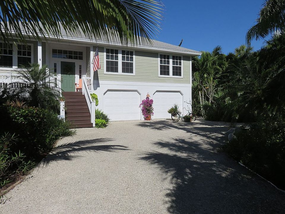 1st image of 705 Oliva St