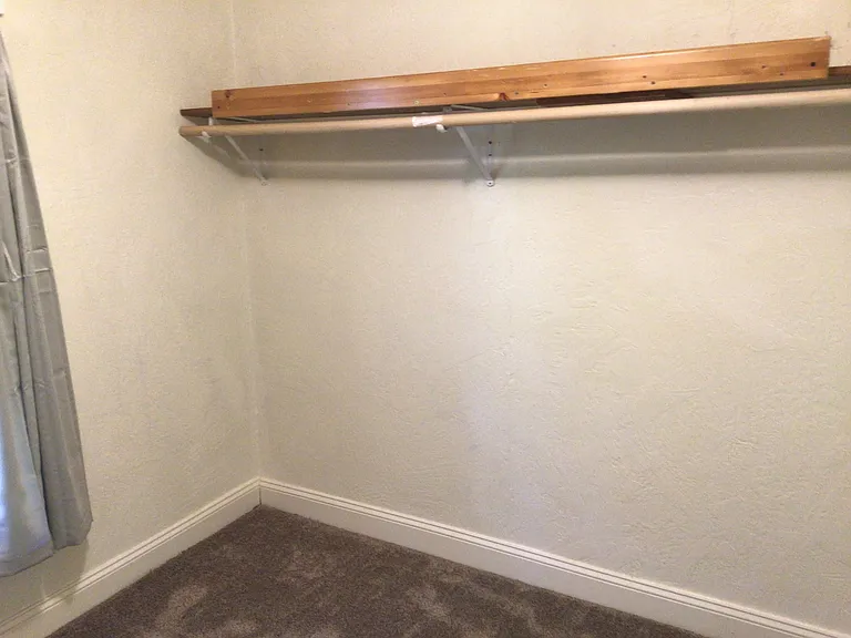 Walk in closet