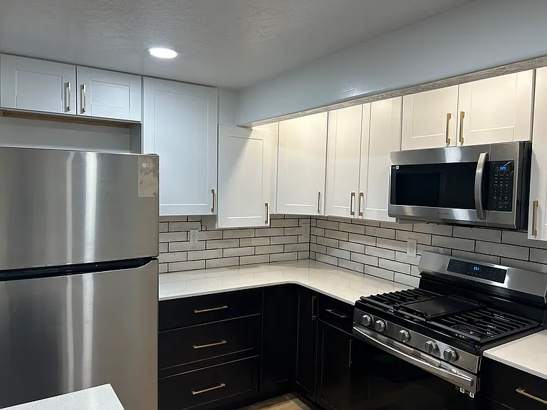 1544 W Stone Gate Dr — Photo 12