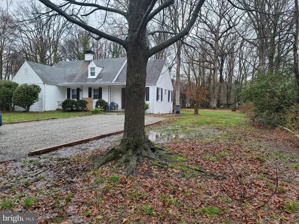 7717 Schelhorn Rd, Alexandria, VA 22306