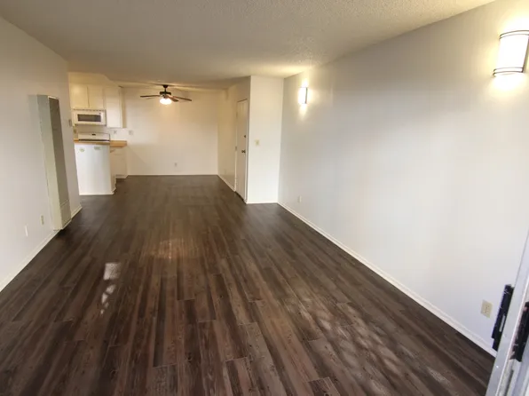 (undisclosed Address), North Hollywood, CA 91602