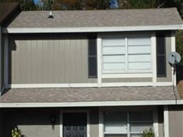 14315 Village View Dr, Tampa, FL 33624