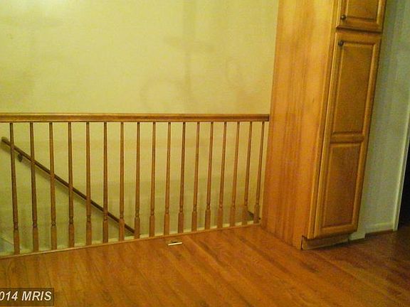 4th image of 8707 Jenny Ln