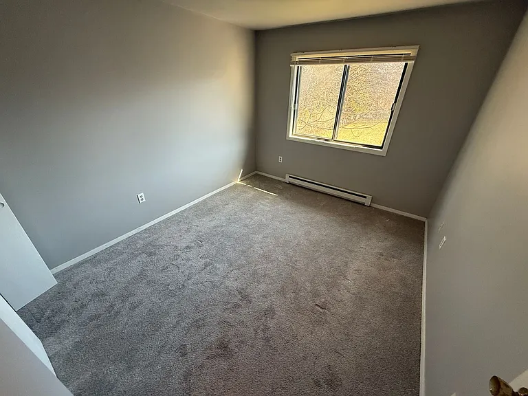 3278 N Dousman St — Photo 34