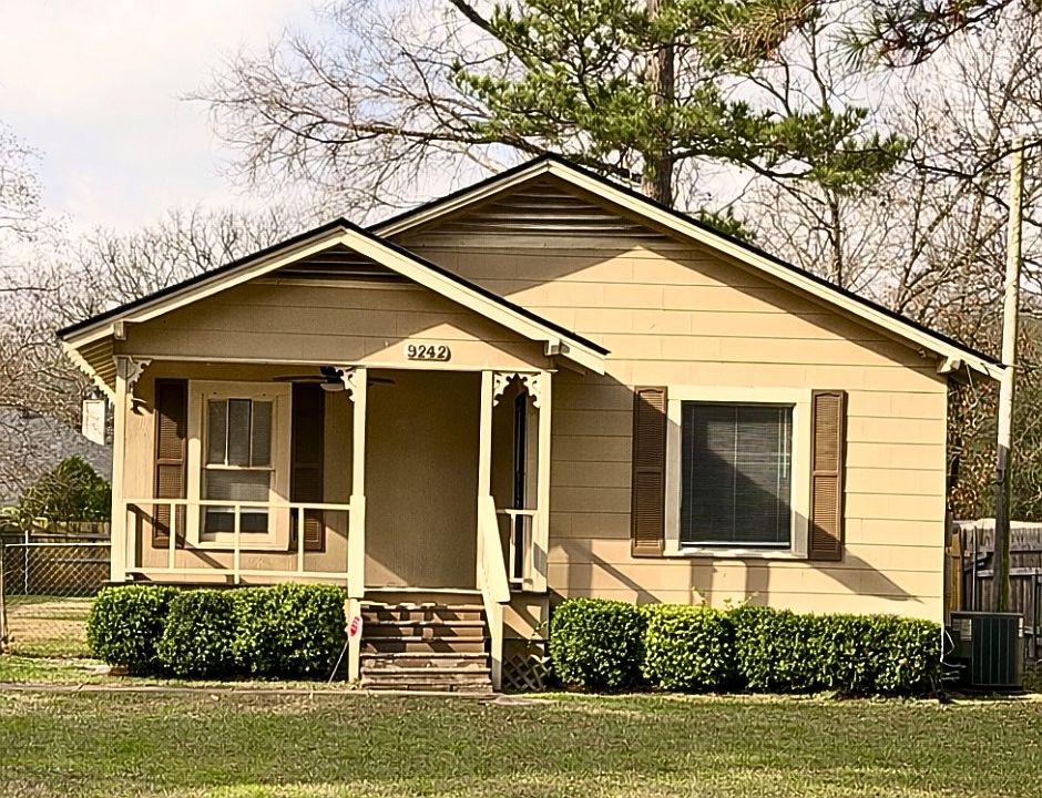 1st image of 9242 Simmons Pl