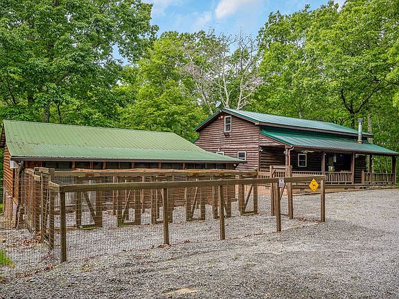 8th image of 1263 Ridge Rd W