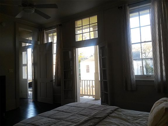 2nd image of 1529 Jackson Ave