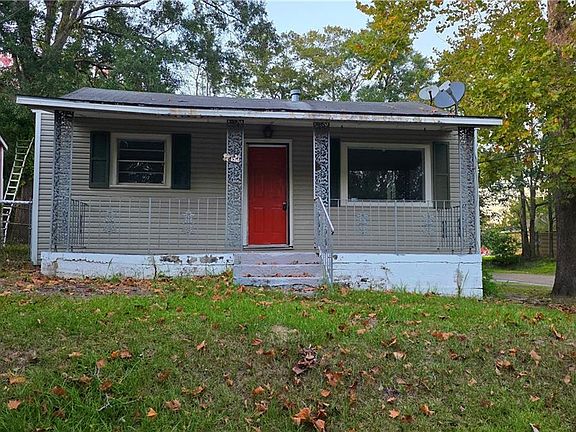 2nd image of 350 Grant St
