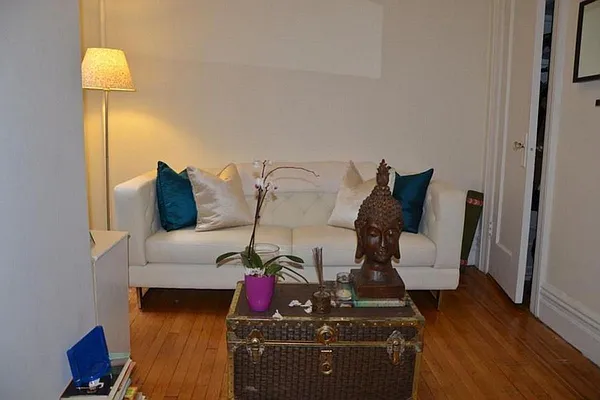 Rented by Jonathan Wachtel, LREB | media 23