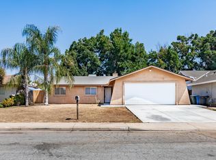 940 Sterling Ave, Sanger, CA 93657
