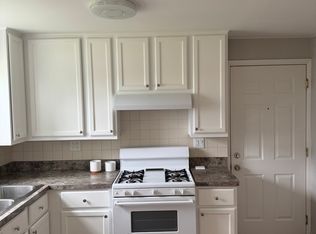 4412 River Rd #2E, Schiller Park, IL 60176