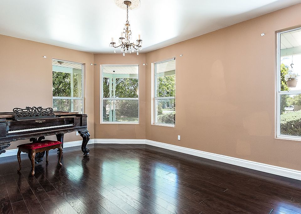 Living/ Music Room