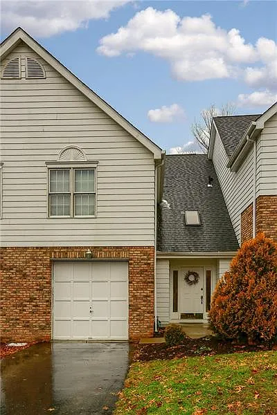 235 Portman Ln photo 1