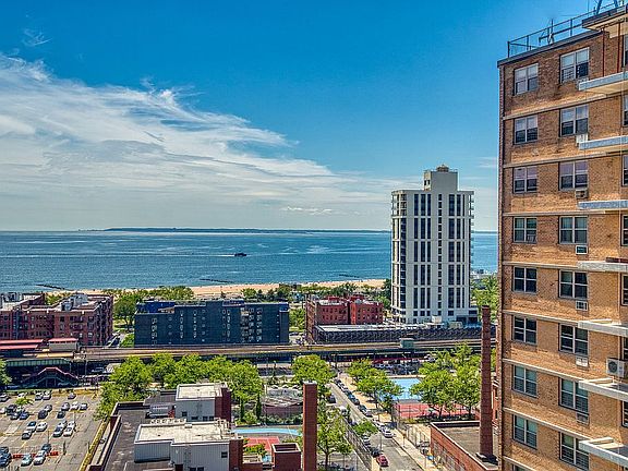 5th image of 440 Neptune Ave #20R