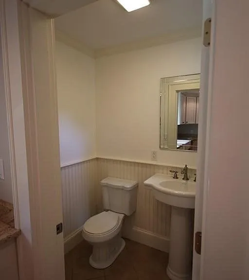 30 Farmcrest Ave — Photo 9