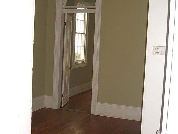2nd image of 5425 Camp St
