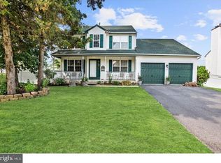 17 Jonquil Way, Sicklerville, NJ 08081