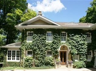 1050 W Rahn Rd, Dayton, OH 45429