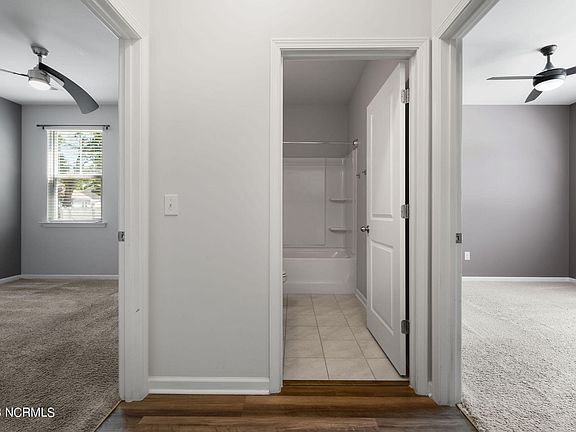 4th image of 5349 Glennfield Circle SE
