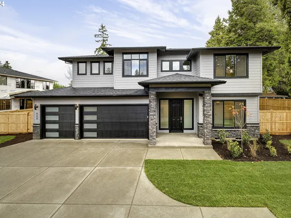 660 NE Hood Ct, Hillsboro, OR 97124