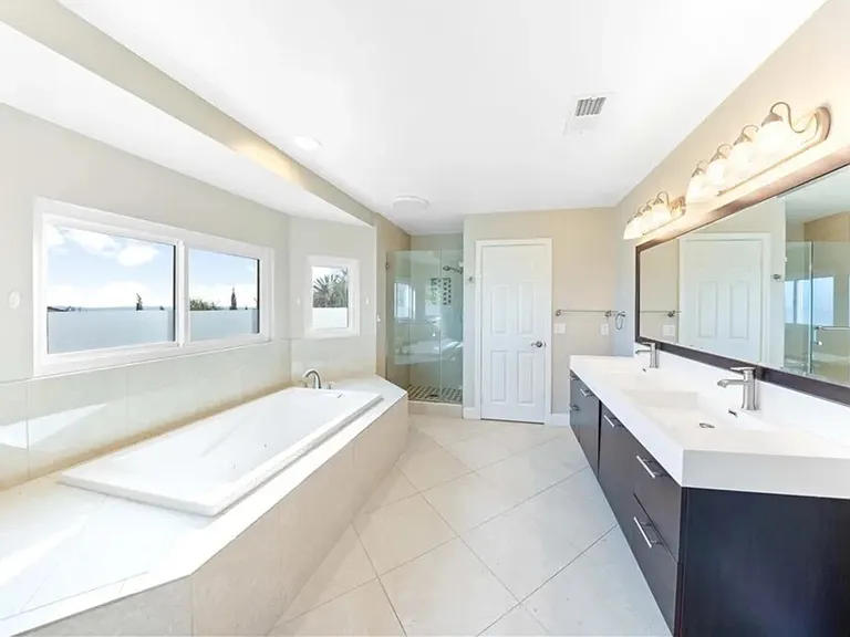 5075 Calypso Ct — Photo 24
