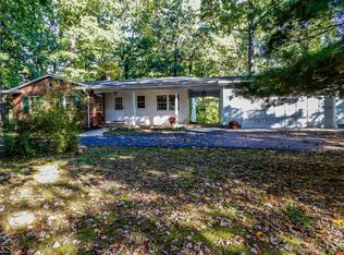 396 Mechlin Corner Rd, Pittstown, NJ 08867