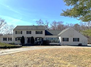 36 Rockmeadow Rd, Uxbridge, MA 01569